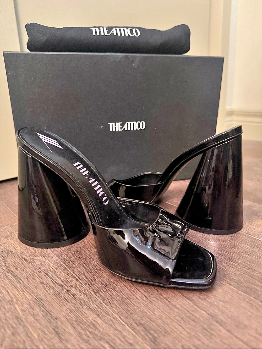 The Attico Luz mule 105mm Black Patent Mules EU 39